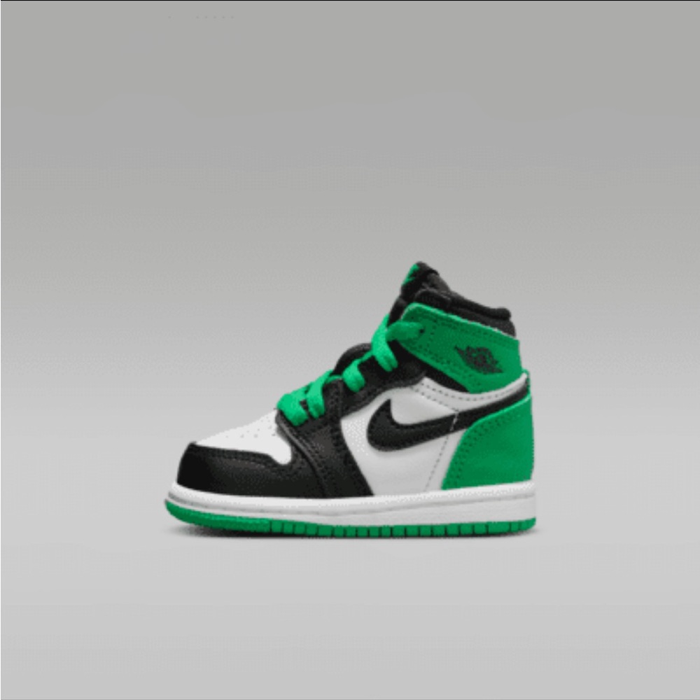 Nike Jordan 1 retro high OG in excellent condition cheap for toddlers size 4C